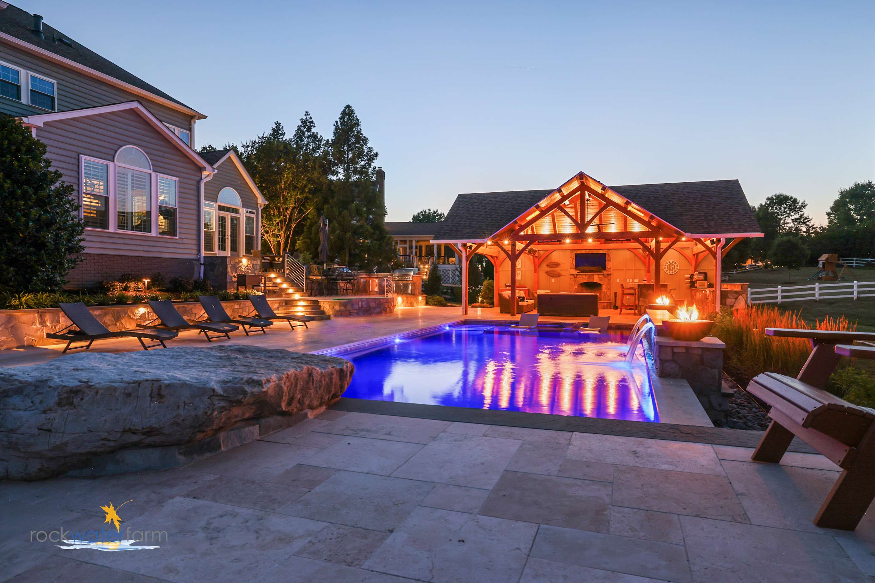 outdoor entertainment space design