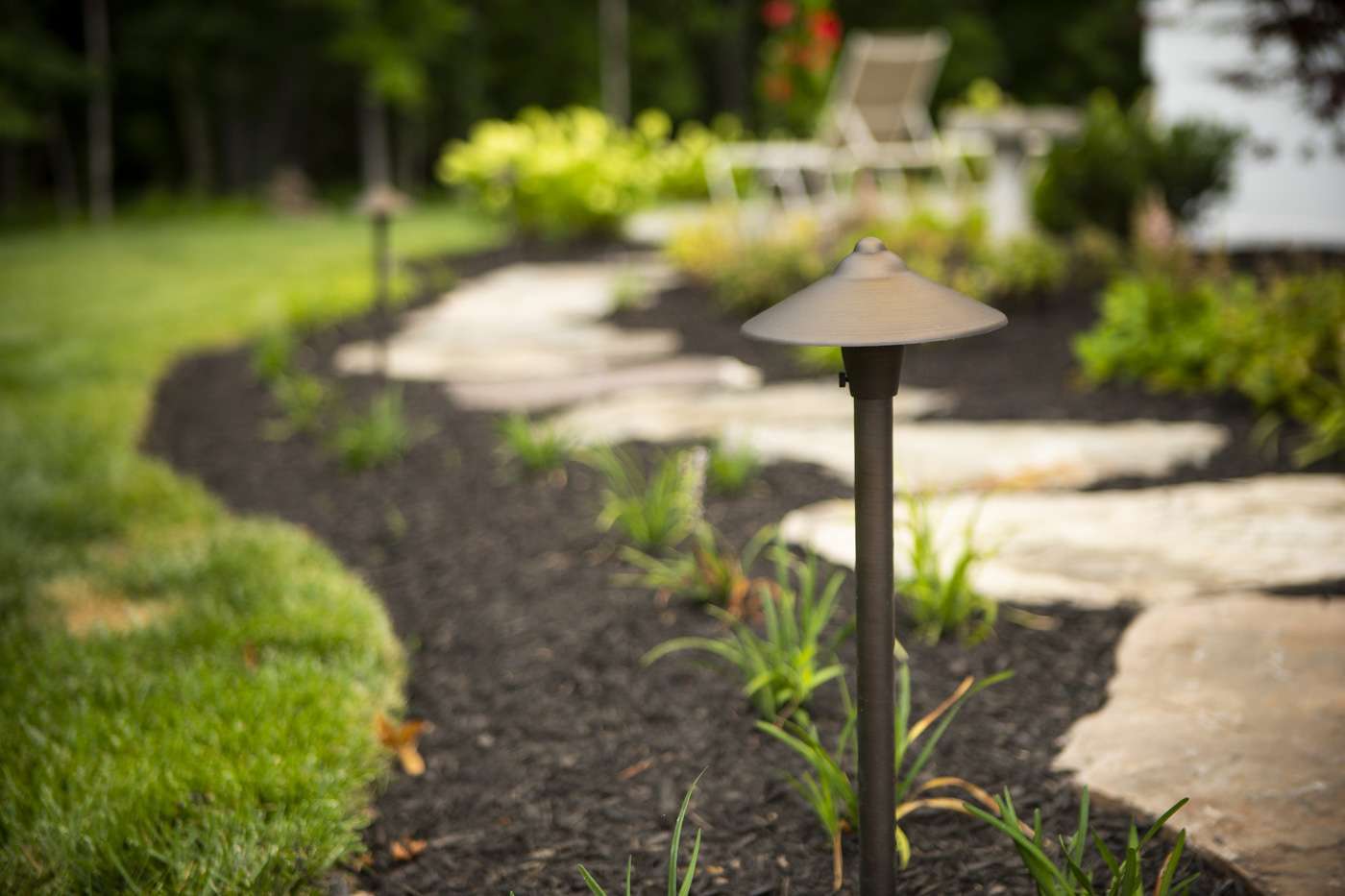 Stone walkway landscape lighting