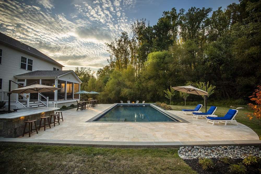 Pool patio built with travertine