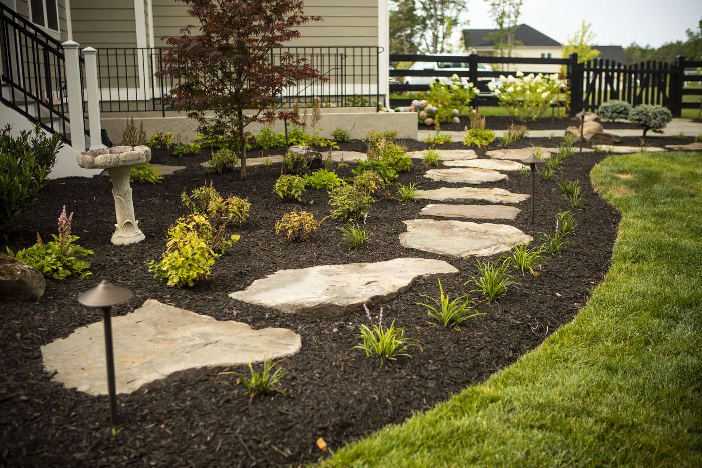 mulch around flagstone steppers