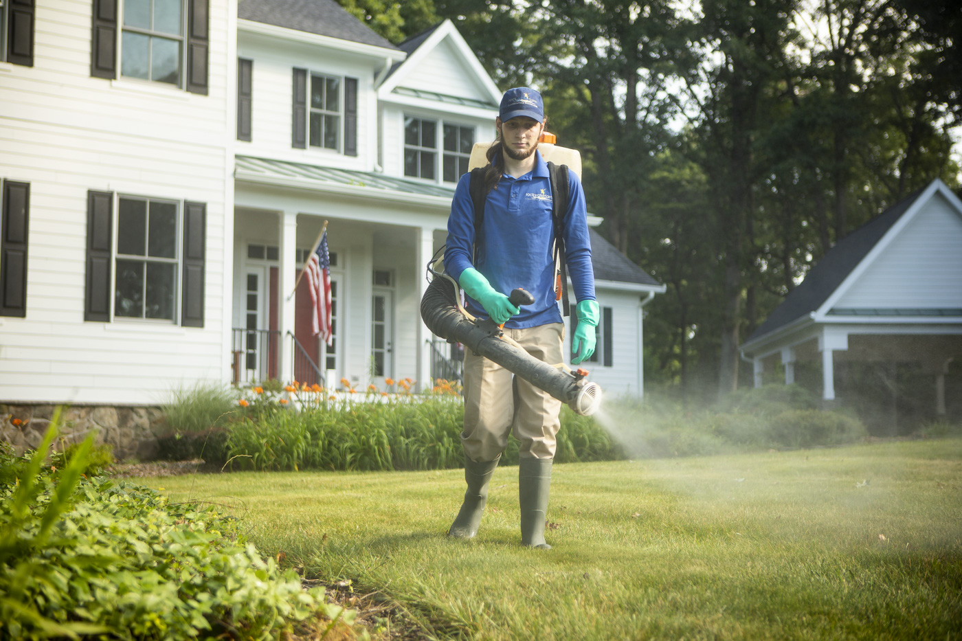 mosquito-control-technician-10